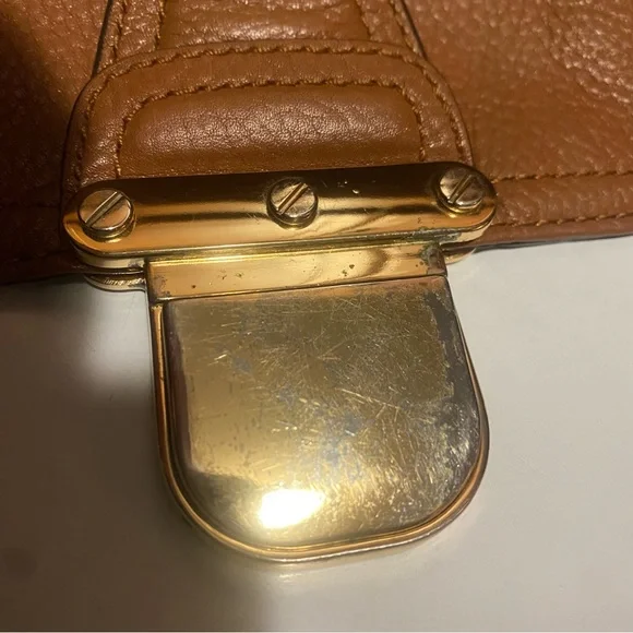 Michael Kors Charlton Crossbody - Picture 16 of 16